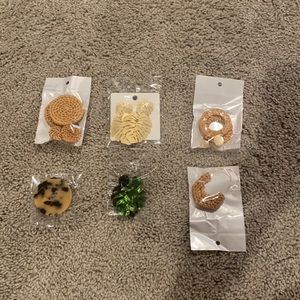 6 Pairs of Never Worn Earrings!